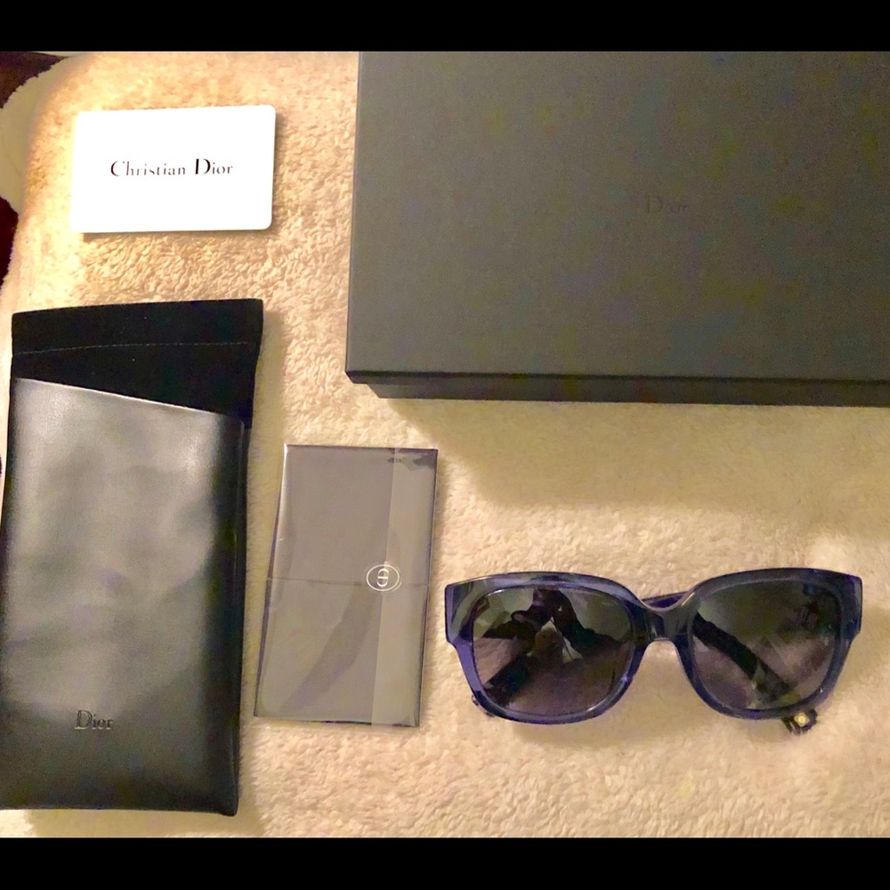 💝Host pick💝 Dior Flanelle2 transparent blue💝